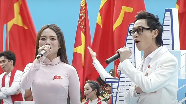 Hai đại diện trẻ hát vang khúc ca ‘Mùa xuân trên TP. Hồ Chí Minh’ trong Đại lễ 30/4: Người được mệnh danh là ‘cô bé dân ca’, người là quán quân Rap Việt