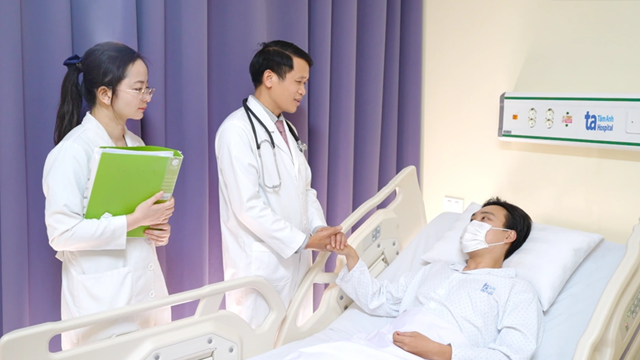 Nhóm bệnh nhân Việt uống thuốc thử nghiệm chữa ung thư có tín hiệu tích cực