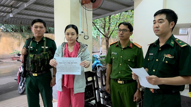 Bắt Nguyễn Thị Huyền, SN 2006 khi đang nhập cảnh từ Campuchia vào Việt Nam