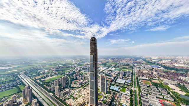 Tòa nhà chọc trời 117 tầng ‘đắp chiếu' gần một thập kỷ có thể được 'sống lại'