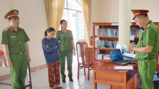 Bắt chủ hụi Trần Thị Cúc