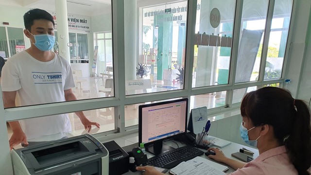 Sau 11 ngày nữa, chỉ có 3 trường hợp được cấp loại giấy tờ này: Người dân lưu ý