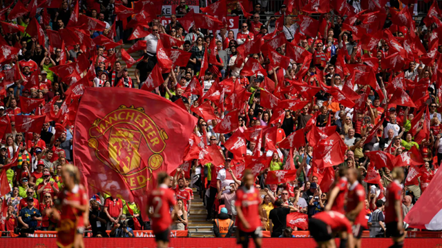 Dàn huyền thoại MU sắp đến TP đáng sống nhất Việt Nam