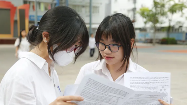 Bộ GD&ĐT lên tiếng về bộ đề thi THPT 2025