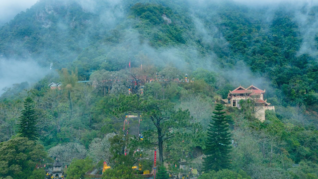 Quần thể di tích và danh thắng nổi tiếng Việt Nam được đề cử di sản thế giới