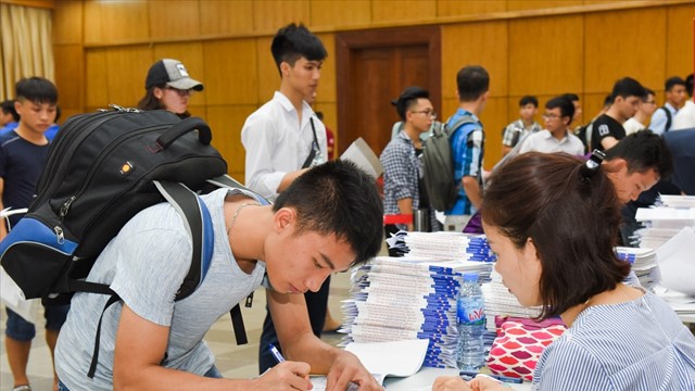 Tin quan trọng cho toàn bộ thí sinh vừa biết điểm thi THPT 2025 