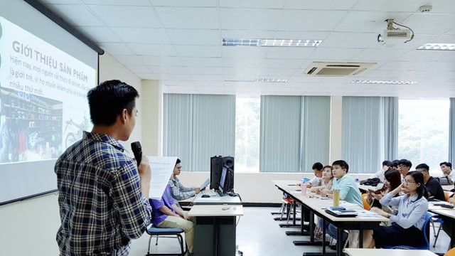 Ngành học có thu nhập cao bậc nhất Việt Nam: Sinh viên ra trường 100% có việc làm, cực ‘khát’ nhân lực chất lượng cao