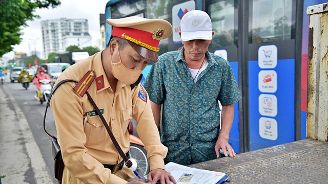 Bộ Công an đề xuất bổ sung loạt trường hợp bị thu hồi GPLX