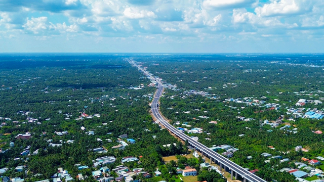 Việt Nam chính thức có cây cầu dài hơn 17km giá vượt 6.800 tỷ, nằm ngay cạnh cầu dây văng đầu tiên do nước ta thiết kế