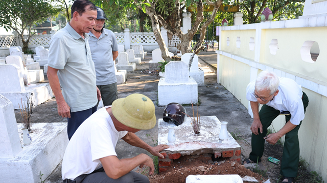 Lãnh đạo Phú Thọ chỉ đạo nóng vụ mộ liệt sĩ bị đục phá
