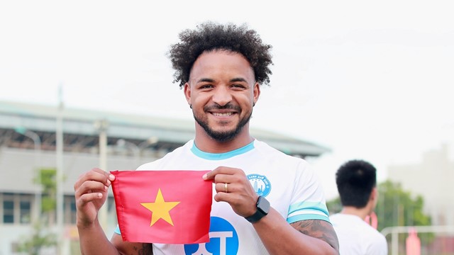 Nguyễn Xuân Son tái xuất, báo tin cực vui cho tuyển Việt Nam