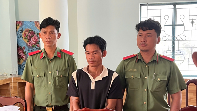 Bắt tạm giam đối tượng đưa người Việt vượt biên sang Campuchia