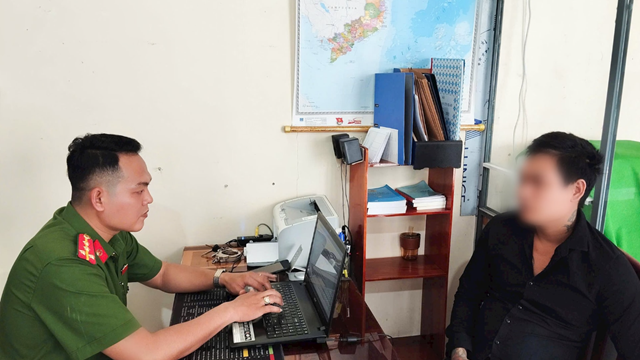 Bắt đối tượng truy nã đặc biệt nguy hiểm Lý Văn Nghiệp sinh năm 1998