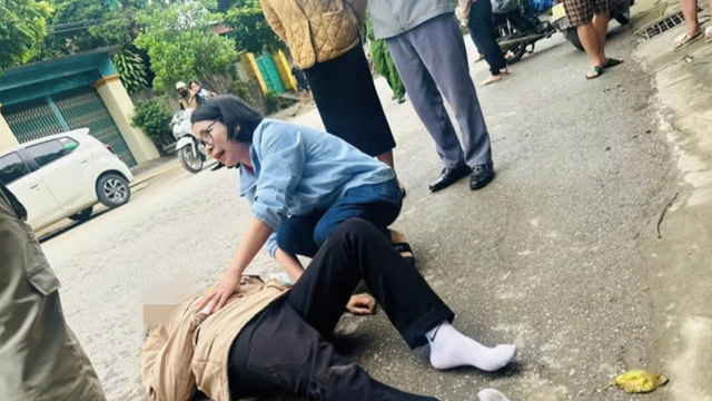 Nữ Giám đốc bệnh viện kịp thời cứu người gặp nạn giữa đường