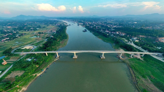 Tin khẩn: Từ nay, cấm toàn bộ phương tiện lưu thông qua cây cầu quan trọng của Phú Thọ