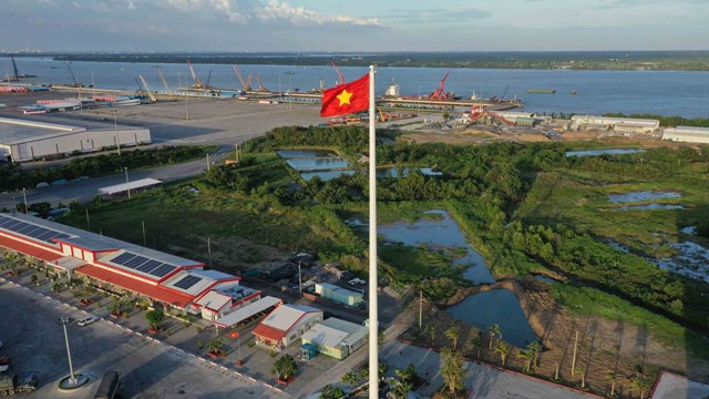 Không phải Lũng Cú, đây mới chính là cột cờ cao nhất Việt Nam