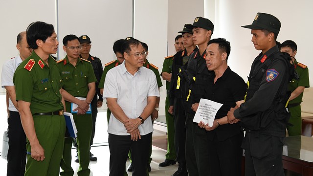 Khởi tố 13 người, tịch thu 777kg ma túy ‘tuồn’ từ Tam Giác Vàng về Việt Nam