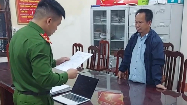 Khởi tố vợ chồng chủ trại lợn Lê Duy Dương