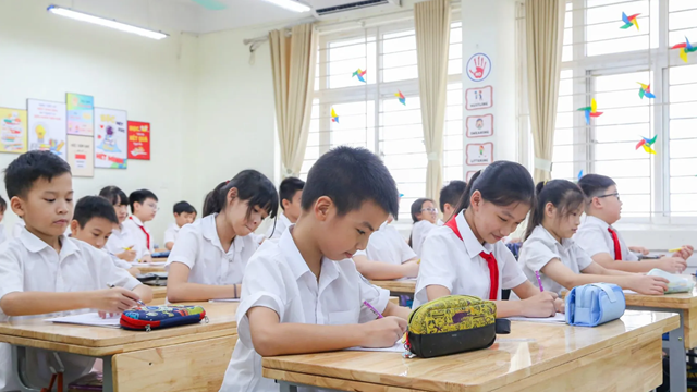 Chính thức chốt mức thu tiền học ngoài giờ chính khóa ở Hà Nội