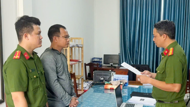 Bắt Giám đốc Bùi Quang Huy vì giúp phân lô, bán nền tại 8 dự án 'ma'