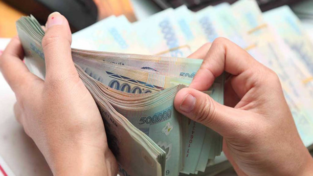 Ngày mai, người thuộc trường hợp này chính thức được tăng lương tối thiểu