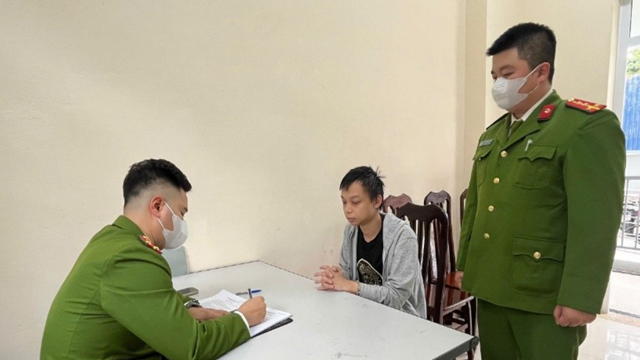 Đối tượng truy nã đặc biệt Ngô Trung Sơn SN 1996 ra đầu thú