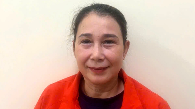 Bắt bà chủ nhà hàng V.M.