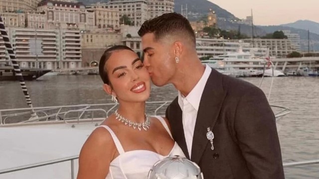 Ronaldo chuẩn bị bước sang chương mới