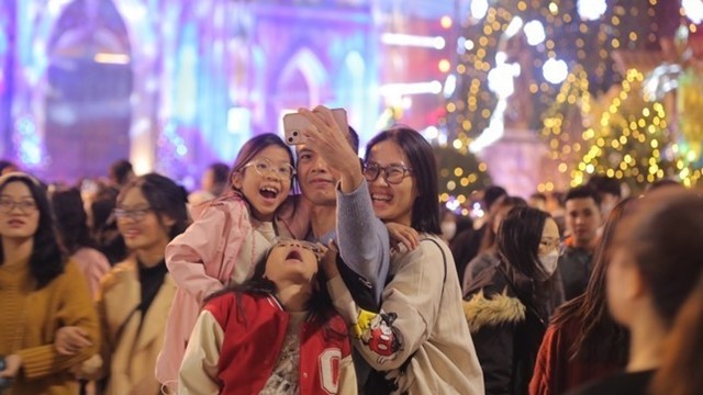 Tổng Liên đoàn Lao động Việt Nam nhất trí phương án nghỉ Tết Dương lịch 2026 4 ngày liên tục