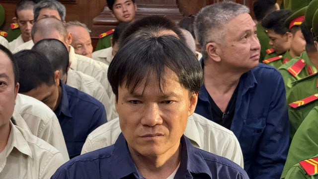 Tuyên án 13 năm tù với ông chủ Công ty TNHH Vận tải Xăng dầu Saigon Transco