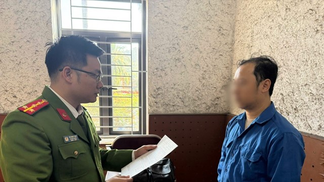 Khởi tố, bắt tạm giam một cựu chuyên viên Phòng Kinh tế, Hạ tầng và Đô thị