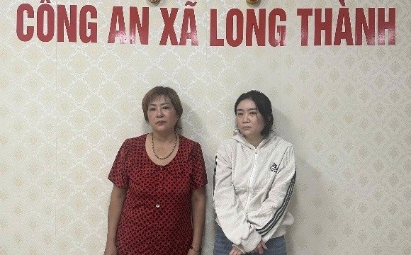 Tạm giữ hình sự bà chủ tiệm tạp hóa Nguyễn Thị Hà Ny, thu giữ tại chỗ 5.400.000 đồng