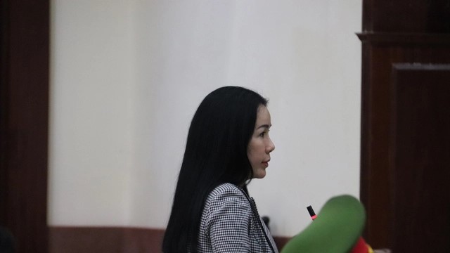 Truy tố nữ YouTuber đăng clip sai sự thật về bà Nguyễn Phương Hằng